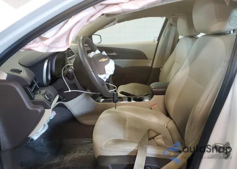 2015 Chevrolet Malibu 1Lt from USA, damaged, VIN 1G11C5SL5FF171910